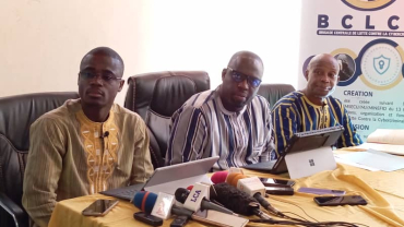 La BCLCC du Burkina Faso démantèle un réseau d’escroqueries en ligne de grande envergure